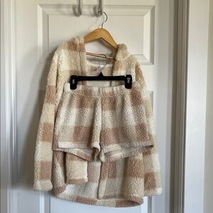 Art Class Cream and Tan Kids Matching Set